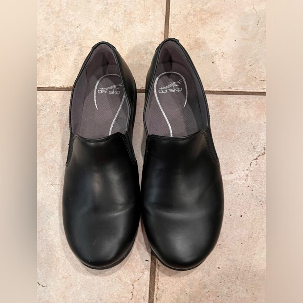 Dansko black leather Nora slip on shoes size 41